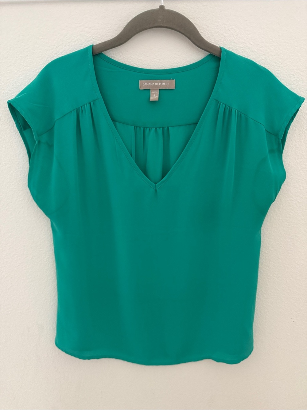 EUC Banana Republic Teal V-Neck Flutter Sleeve Blouse